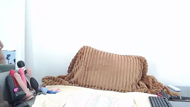 nicole 98 online show from December 2025 09:03:01 AM