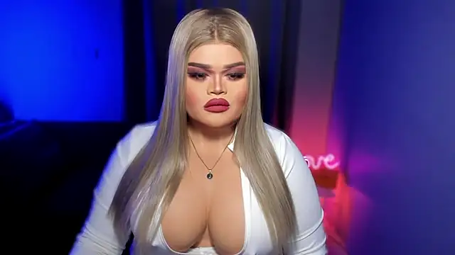 Snapshot of KarolinaThompson chatting on March 2025 10:57:01 AM KarolinaThompson online show from March 2025 10:57:01 AM