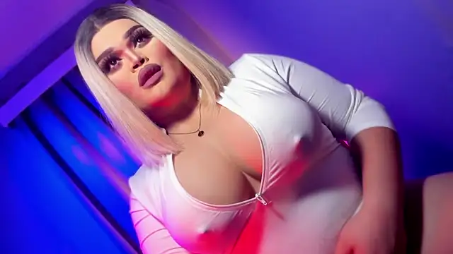 Snapshot of KarolinaThompson chatting on March 2025 09:13:01 AM KarolinaThompson online show from March 2025 09:13:01 AM