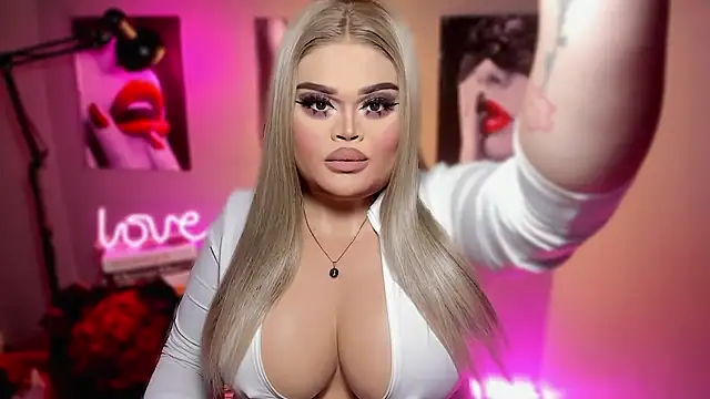 Snapshot of KarolinaThompson chatting on January 2026 07:47:02 AM KarolinaThompson online show from January 2026 07:47:02 AM