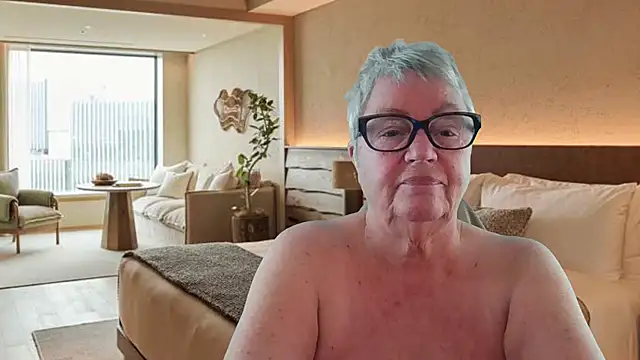 Snapshot of GrannyChrissy68 chatting on June 2026 12:33:01 PM GrannyChrissy68 online show from June 2026 12:33:01 PM