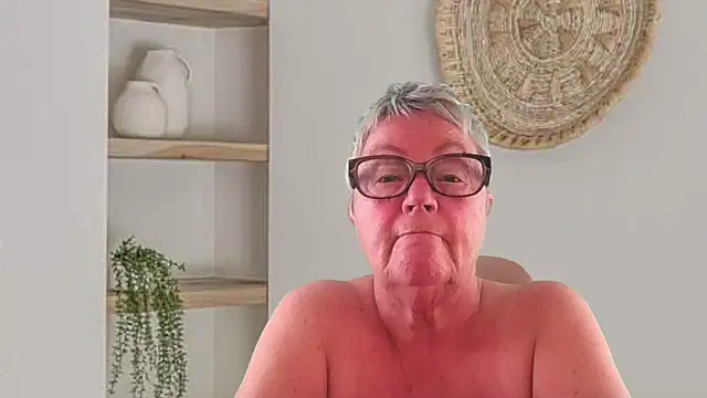 Snapshot of GrannyChrissy68 chatting on June 2026 10:10:02 PM GrannyChrissy68 online show from June 2026 10:10:02 PM