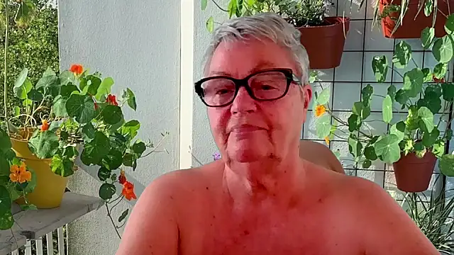 Snapshot of GrannyChrissy68 chatting on July 2026 01:52:02 PM GrannyChrissy68 online show from July 2026 01:52:02 PM