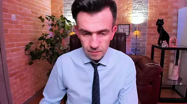 SteveTiger online show from February 2025 02:44:02 PM