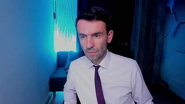 SteveTiger online show from October 2025 03:29:02 PM