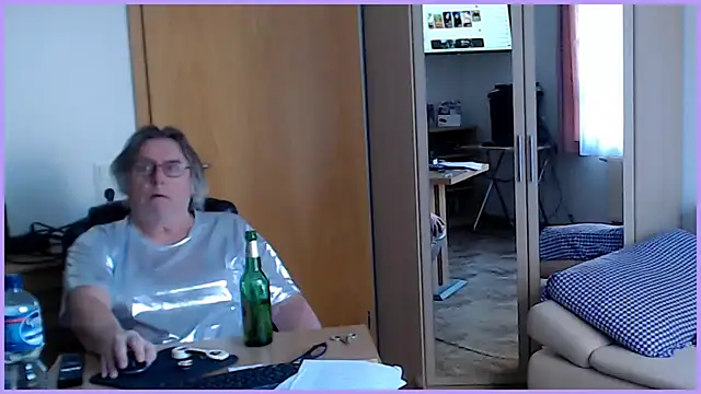 Snapshot of Sissygera chatting on February 2026 03:10:01 PM Sissygera online show from February 2026 03:10:01 PM