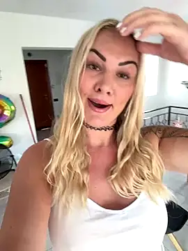 Snapshot of NastyMilf_ chatting on November 2025 09:42:02 AM NastyMilf online show from November 2025 09:42:02 AM