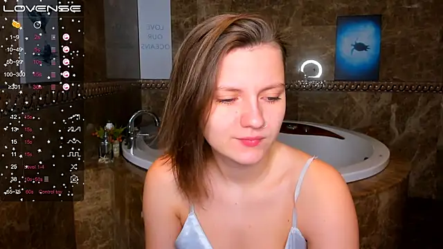 MelindaTin online show from December 2024 01:07:02 AM