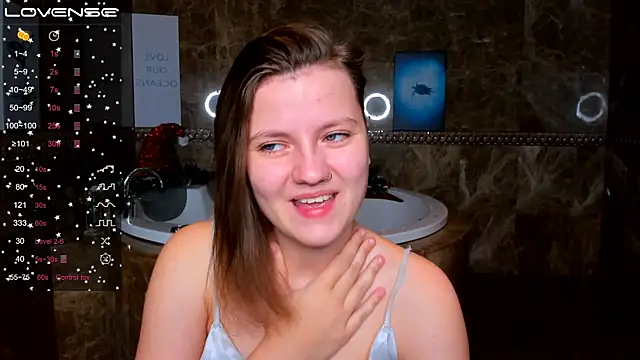 MelindaTin online show from December 2024 04:01:02 AM