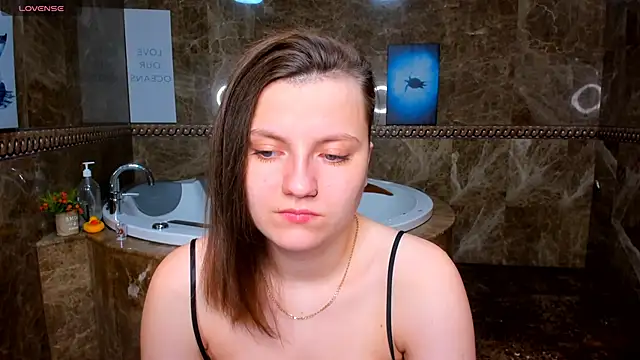 MelindaTin online show from February 2026 12:39:02 AM