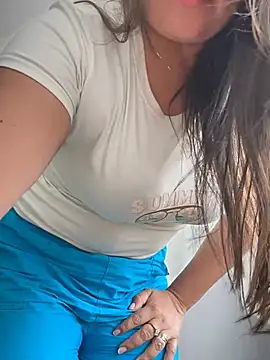 Snapshot of Ixchel_Anaid chatting on April 2026 06:12:01 PM Ixchel Anaid online show from April 2026 06:12:01 PM