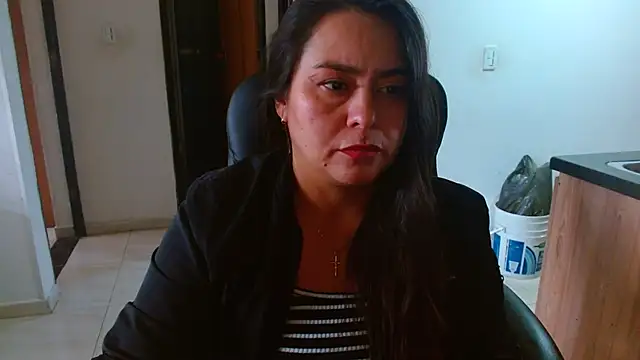 Snapshot of Ixchel_Anaid chatting on May 2026 02:33:02 PM Ixchel Anaid online show from May 2026 02:33:02 PM