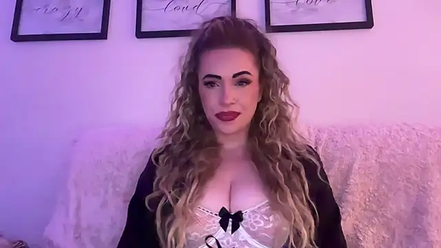 EmilyBlue online show from December 2025 09:08:01 PM