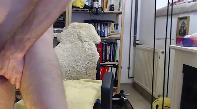 Snapshot of tibe50 chatting on December 2024 06:35:01 AM tibe50 online show from December 2024 06:35:01 AM