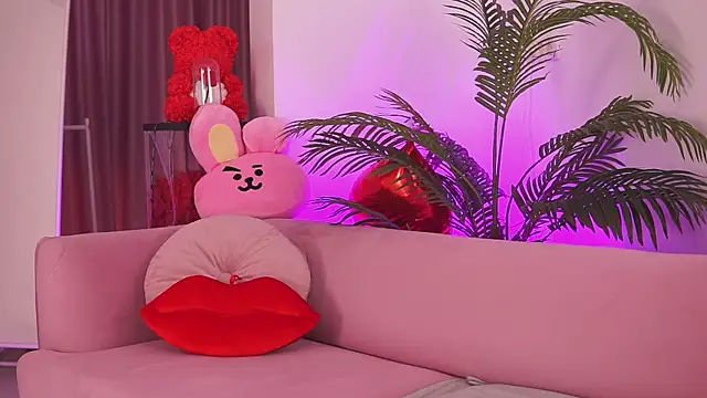 Snapshot of fallingangel chatting on January 2025 02:48:01 PM fallingangel online show from January 2025 02:48:01 PM