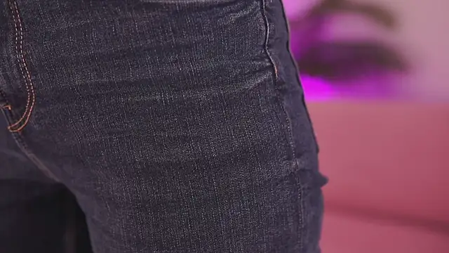 Snapshot of fallingangel chatting on February 2025 07:48:02 PM fallingangel online show from February 2025 07:48:02 PM