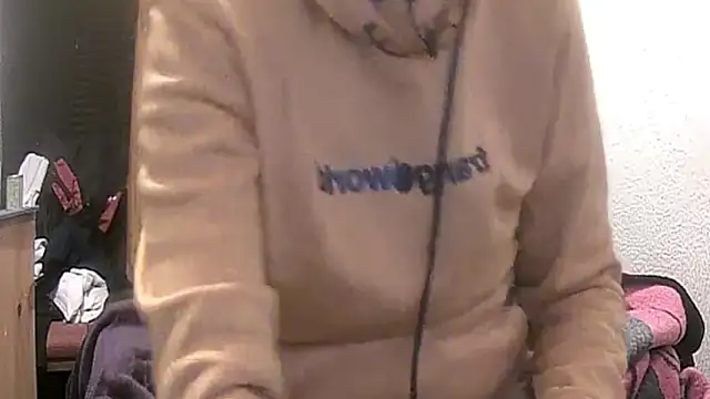 pareja erotik online show from February 2025 01:57:01 AM