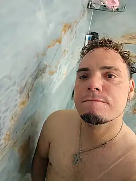 latinoflpr online show from September 2025 02:44:02 AM