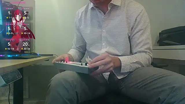 Snapshot of Bloopers66 chatting on November 2025 11:27:02 PM Bloopers66 online show from November 2025 11:27:02 PM