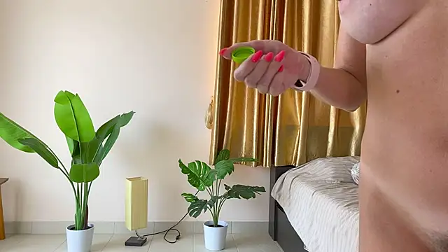 Snapshot of KatnessHot chatting on March 2025 08:38:01 AM KatnessHot online show from March 2025 08:38:01 AM