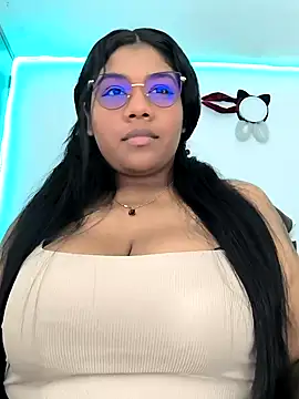 paola091 online show from January 2025 09:44:02 PM