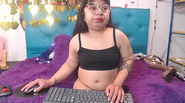 SARAWILLS online show from March 2025 01:34:01 PM