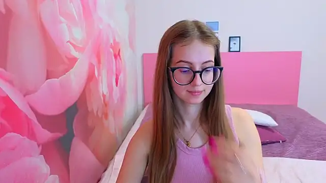 AliceAdams online show from March 2026 07:37:02 AM