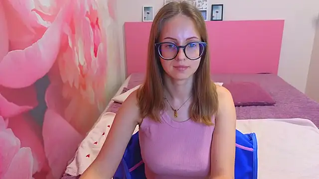 AliceAdams online show from July 2026 07:25:01 AM