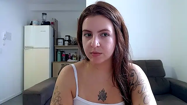 chelbyy online show from March 2026 08:23:01 PM