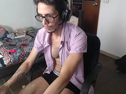 alisterxxx online show from July 2026 02:53:01 PM