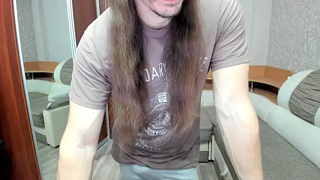 Marrymepls online show from October 2025 01:34:02 PM