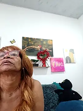 Snapshot of BustyMilf_ chatting on May 2026 01:28:02 PM BustyMilf online show from May 2026 01:28:02 PM