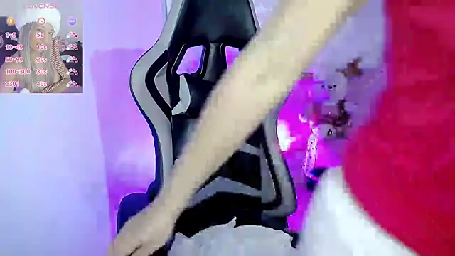 ninatiny online show from March 2025 10:50:01 AM