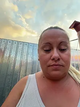 SabinaSweety online show from July 2026 05:42:02 PM