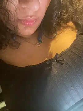 miaoberoi online show from December 2024 04:25:01 PM