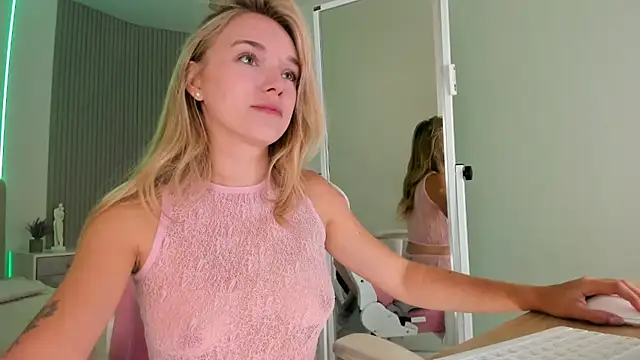 VirginChloe online show from July 2026 02:31:02 AM
