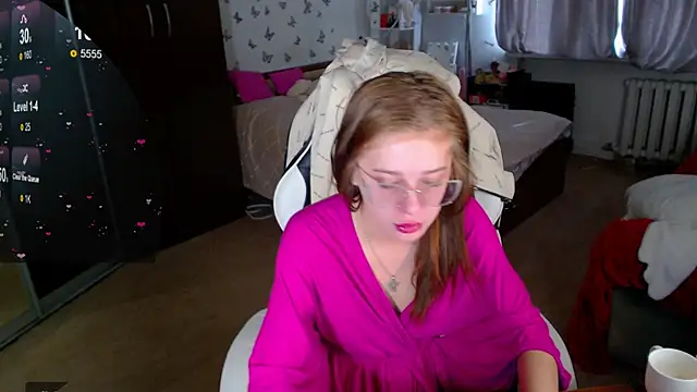 Kira honeyy online show from April 2026 06:51:02 AM