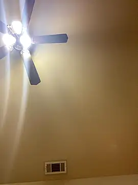 Snapshot of MzParker chatting on January 2026 07:35:01 AM MzParker online show from January 2026 07:35:01 AM