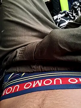 Snapshot of jorgenew chatting on October 2025 03:42:02 PM jorgenew online show from October 2025 03:42:02 PM