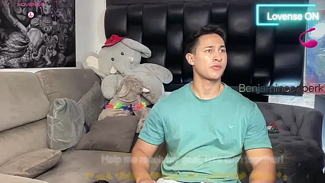 Snapshot of BenjaminCooperk chatting on April 2026 06:58:01 AM BenjaminCooperk online show from April 2026 06:58:01 AM