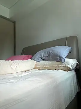 Snapshot of knobhead2020 chatting on October 2025 04:42:01 AM knobhead2020 online show from October 2025 04:42:01 AM