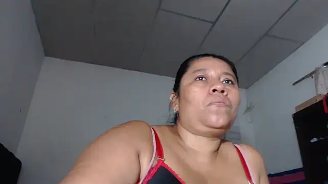 adrixxx38 online show from November 2025 02:06:02 PM