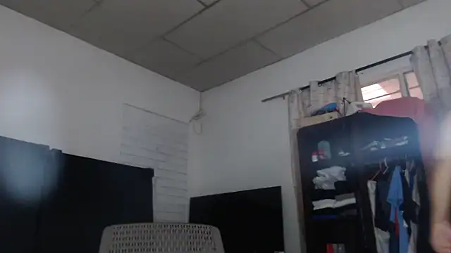 adrixxx38 online show from February 2026 09:40:02 PM