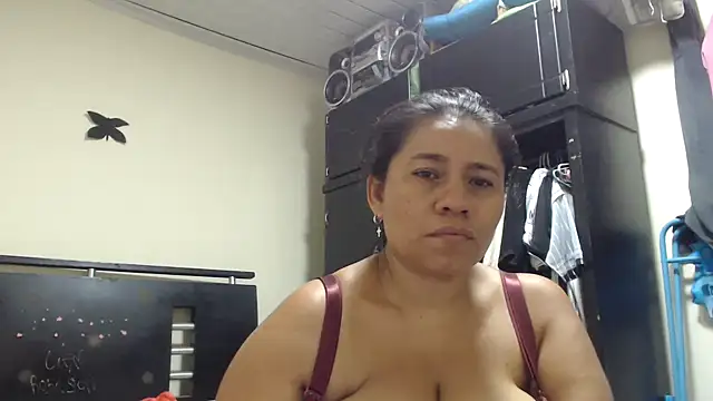 adrixxx38 online show from April 2026 06:20:01 AM