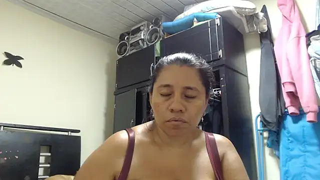 adrixxx38 online show from May 2026 06:43:02 AM
