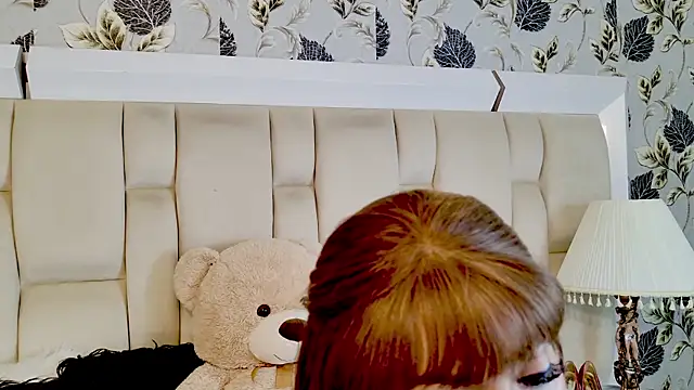 zarahdivousi online show from May 2026 02:36:02 PM