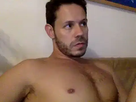 Snapshot of FelipeRiver chatting on January 2025 10:55:01 PM FelipeRiver online show from January 2025 10:55:01 PM