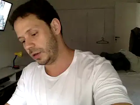 Snapshot of FelipeRiver chatting on February 2025 08:25:01 PM FelipeRiver online show from February 2025 08:25:01 PM