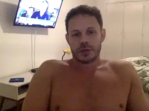 Snapshot of FelipeRiver chatting on February 2025 12:19:02 AM FelipeRiver online show from February 2025 12:19:02 AM