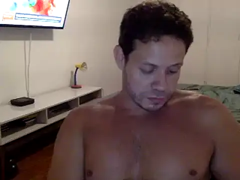 Snapshot of FelipeRiver chatting on March 2025 12:40:02 AM FelipeRiver online show from March 2025 12:40:02 AM